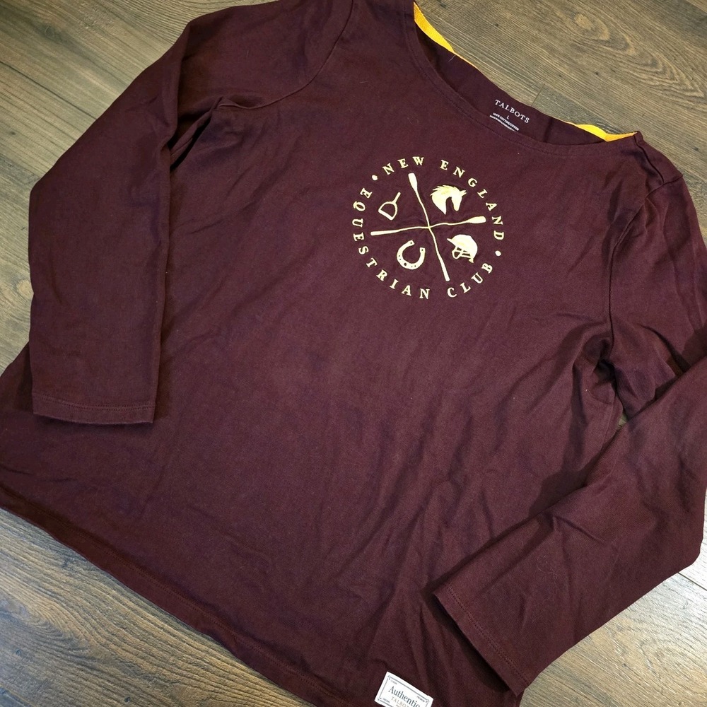 Talbots New England Equestrian Club Embroidered Tee Womens L Burgundy Preppy